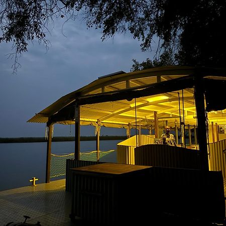 Chobe House Villa And Chalets Kasane Exterior foto